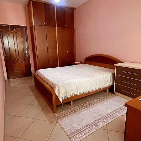 Am Apartament Golem (Tirana)