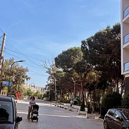 Am Golem (Tirana)